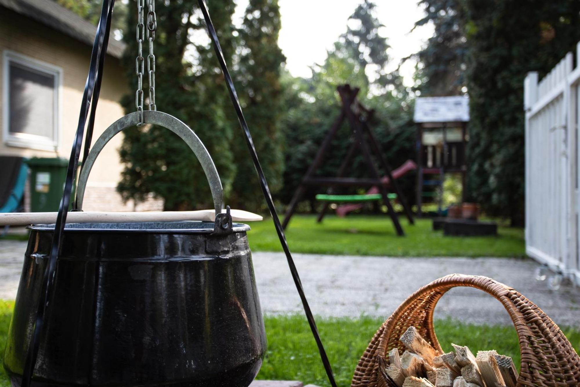 Dunakanyar, Szentendrei Sziget Szamoca Vendeghaz Horany Telen Nyaron Szigetmonostor Exteriör bild